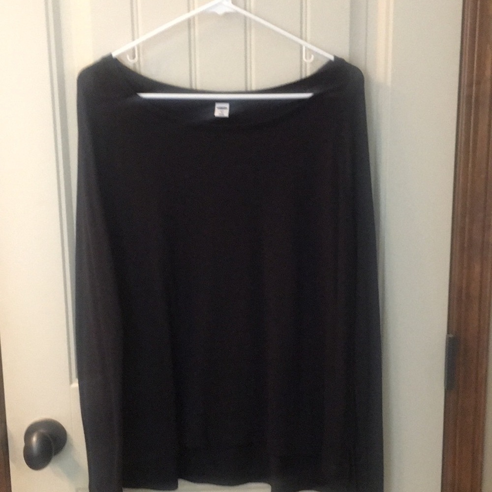 Light weight sweater